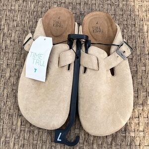 Time and Tru Kids Tan Suede Slippers